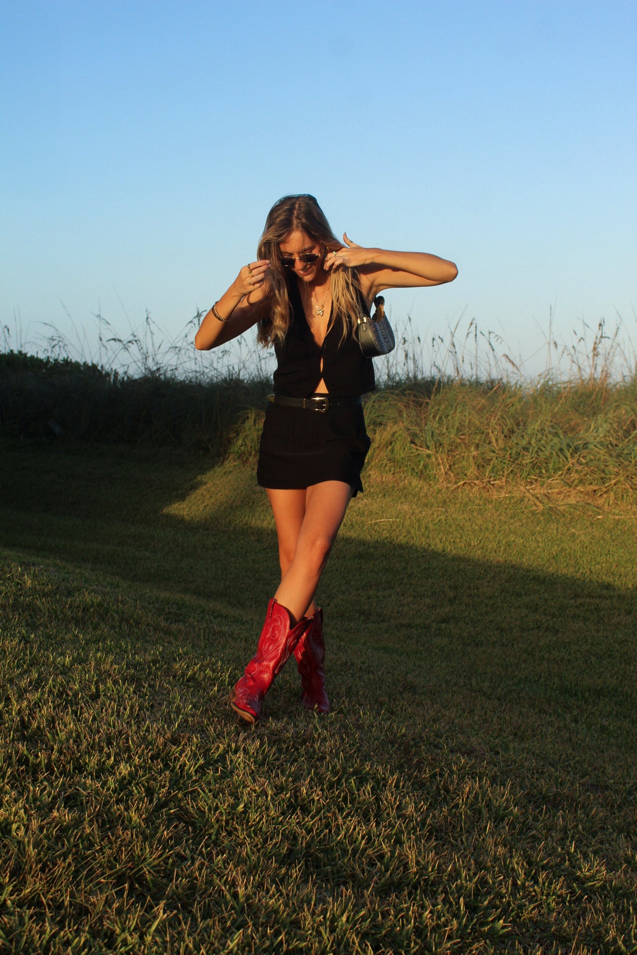 Hook and Eye Closer Vest Cardigan