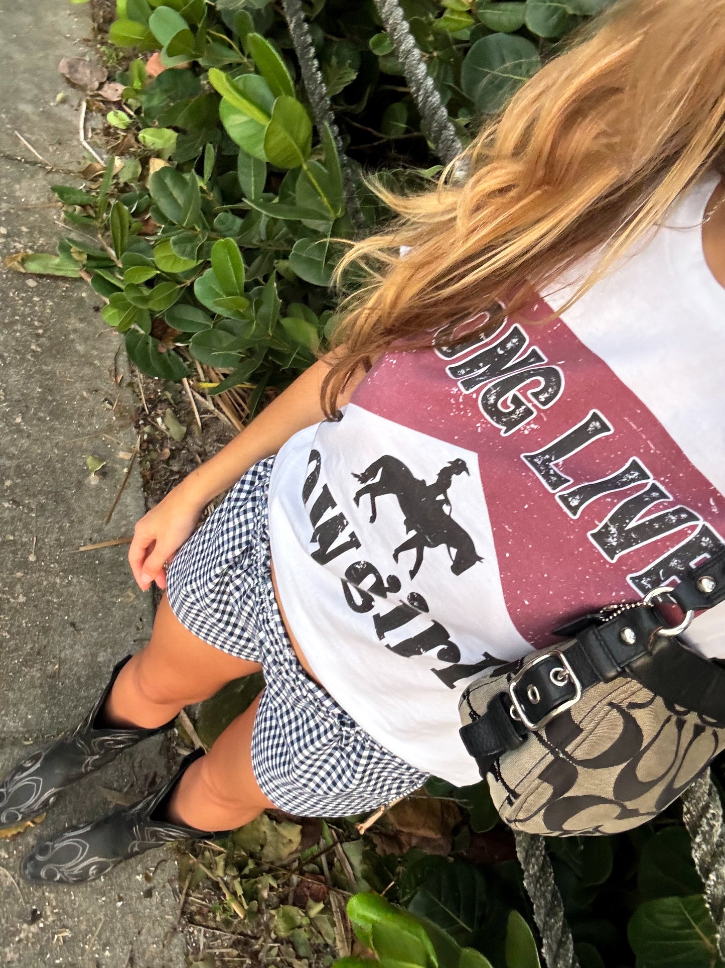 Long Live Cowgirls Tee